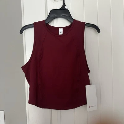 Novo com etiquetas Lululemon Soft Sued Crewneck Cropped Tank Granada Tamanho 12 - Imagem 1 de 3