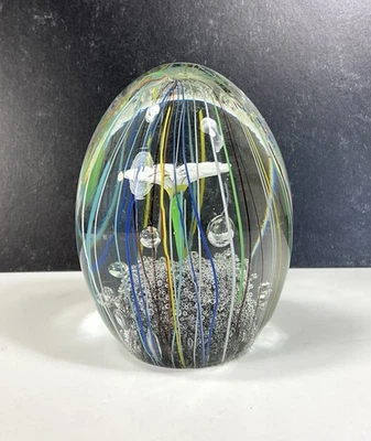 Pisapapeles de cristal soplado a mano de Murano huevo burbuja flor blanca rayas muticolor Foto 1 de 4