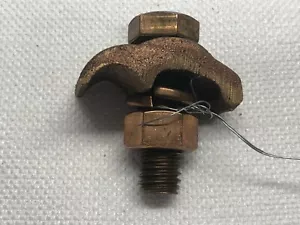 Burndy Ground Connector- Cable Directly On Bar 2/0 Sol. - 250 Conductor - GBM29 - Picture 1 of 7