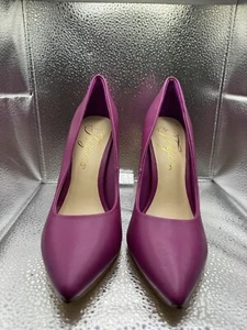 Size 6 - Fergie Women's Alexi Closed Toe Classic Pumps, Pink (Z4) - Picture 1 of 6