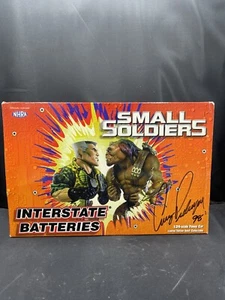 Action Cruz Pedregon Small Soldiers 1998 Pontiac Funny Car Signed Car & Box NHRA - Picture 1 of 7