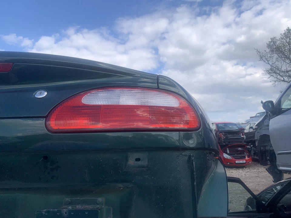 Lâmpada traseira lateral direita Mgtf Mg Tf 2003 unidade - Imagem 1 de 1