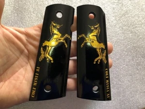 NUEVA EMPUÑADURA DORADA CASA SOBRE RESINA PARA COLT KIMBER 1911 TAMAÑO COMPLETO - Imagen 1 de 5