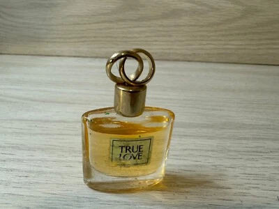 Mini perfume de colección Elizabeth Arden True Love COMPLETO .12 fl oz 3.7 ml mini Foto 1 de 4