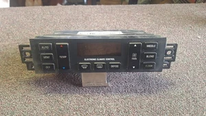 1994-96 BUICK ROADMASTER TEMPERATURE HVAC CLIMATE CONTROL - Picture 1 of 4