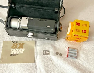 Vintage Nikon 8X Super Zoom Movie Camera, w/ Case & Manual Tested without Film - Picture 1 of 11