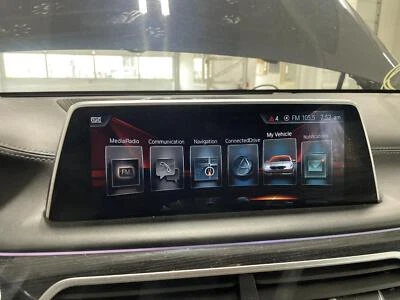 Pantalla de infoentretenimiento usada se adapta a: BMW 750I 2016 pantalla de visualización tablero delantero gesto Foto 1 de 4