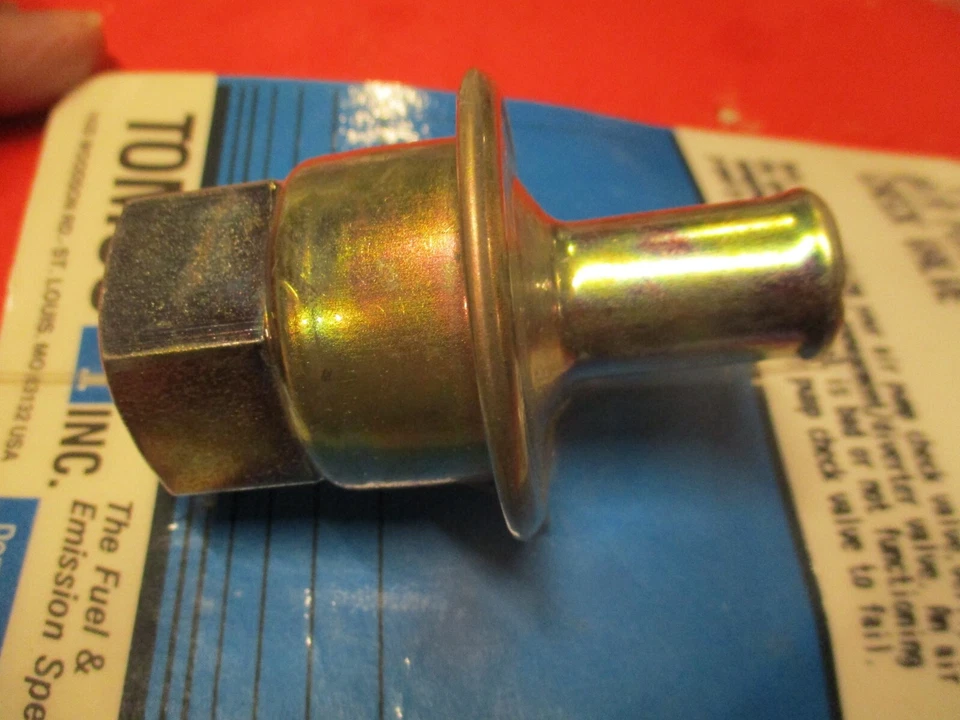 FORD=F100-F150-F250-BRONCO-MUSTANG-LINCOLN-1962-96-Válvula de retención de bomba de aire--EE. UU. Foto 1 de 3