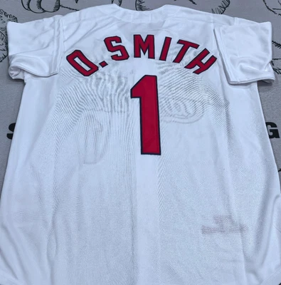 ВИНТАЖНАЯ футболка размера L Ozzie Smith No1 Cardinals ретро с белыми нашивками. - Изображение 1 из 4