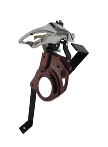 Shimano FD-C101E Gear Mech Pull (Dual) Front Derailleur BB Mount + C/ Guard Bkt - Picture 1 of 3