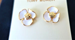 Tory , Women's white Fleur flower gold Logo stud earrings - Picture 1 of 11