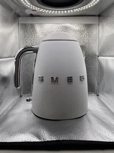 Smeg Matte Matte White Electric Tea Kettle - Picture 1 of 6