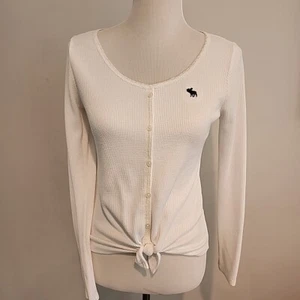 Abercrombie & Fitch Kids Girl Size 15/16 Embroidered White Ribbed Sweater Top - Picture 1 of 11
