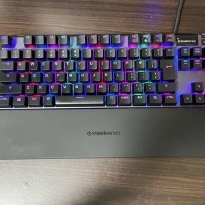steelseries APEX 7 TKL US Gaming Keyboard Red switch Used - Picture 1 of 6