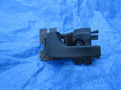 Manija de puerta interior del lado del conductor izquierda Ford Mustang Saleen 1979-1993 OEM E4DB-54218 Foto 1 de 4