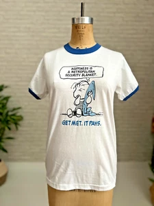 Camiseta Timbre Seguro de Vida Peanuts Met Vintage Años 70 80 Pequeña Mediana Sin Stock - Imagen 1 de 9