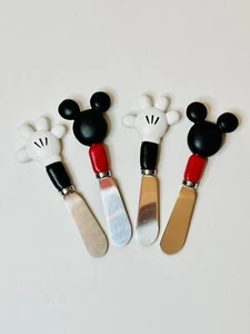 Cuchillos de tablero de queso Mickey Mouse, juego de 4 piezas, hogar Disney, cocina Disney - Imagen 1 de 8