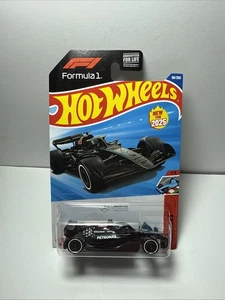 2025 Hot Wheels F1 Mercedes-AMG Petronas Formula One Team  - Picture 1 of 3