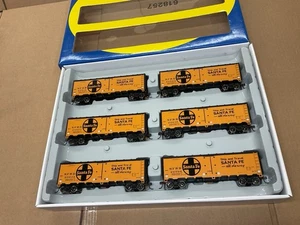 ATHEARN HO SCALE REEFER BOX CAR SET 40’ STEEL SANTE FE SHIP & TRAVEL 6 CAR SET! - Bild 1 von 9