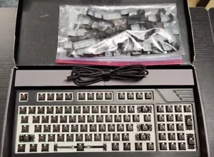 Cooler Master Masterkeys Pro M White Backlight Keyboard Cherry MX Brown - Picture 1 of 2