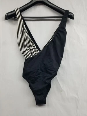 Top Shop Bathing Suit Womens 6 One Piece White  Black  Swimsuit  - Image 1 of 4