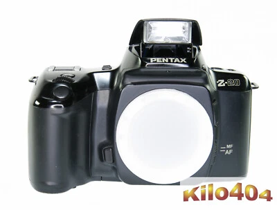 Pentax Z20 ✯ Analoge SLR ✯ TOP ✯ K Bajonett ✯ Display ✯ Auto Fokus ✯ 35mm Film - Bild 1 von 4