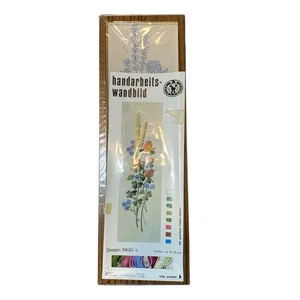 Deutsches Kreuzstich Set Wildblumen Wandbehang Neu im Paket Cottagecore - Bild 1 von 6