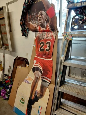 Camisa Roja Michael Jordan Stand Up Cartón Recorte Standup 1997 Upper Deck NBA  Foto 1 de 4