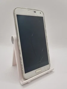 Samsung Galaxy S5 White Unlocked 16GB 5.1" Android Smartphone Cracked Incomplete - Picture 1 of 14