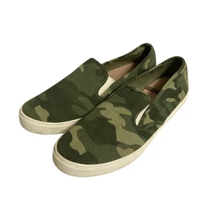 Women's OLD NAVY Green Camo Slip-On Shoes Size 9 1/2 - Picture 1 of 6