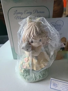 Figura Precious Moments Loving Every Moment With You 2018 Collector Club Box - Imagen 1 de 12