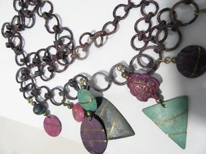 CINTURÓN COLGANTE METAL PINTADO VINTAGE TALLA 42 L MORADO Y AZUL - Imagen 1 de 6