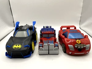Rescue Bot Transformer Batman Imaginext Batmobile Motorizzata Optimus Prime 5" Giocattolo - Foto 1 di 3