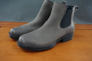 Born Cove Chelsea Damenschuhe 8,5 US grau Leder zum Überziehen Freizeit Stiefeletten - Bild 1 von 10
