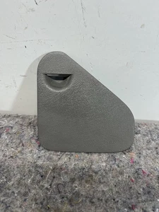95-99 Chevy GMC Tahoe Suburban Yukon Front Dash Side Fuse Block Cover Lid Gray - Picture 1 of 4