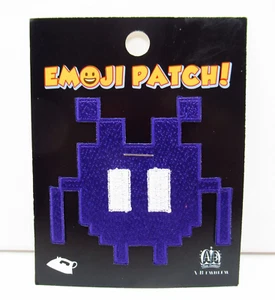Pixel Alien Patch Space Invader Arcade Gamer Retro Purple Embroidered Iron On - Picture 1 of 7