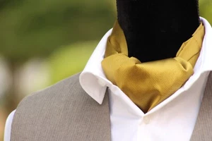 Men's Cravat Ascot Gold Mustard Solid 100%Silk Gift Box A093 - Picture 1 of 12