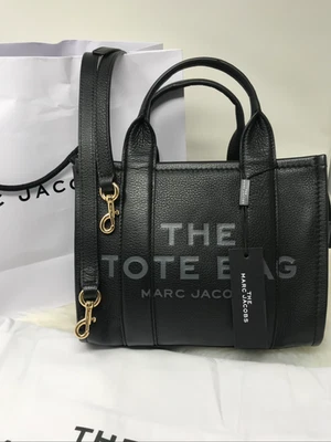 Marc Jacobs Tote Crossbody Leather Tote  bag - Image 1 of 4