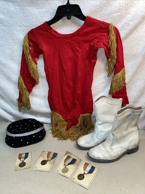 Vtg RED GOLD Uniform Danskin MAJORETTE Costume Boots Hat METALs CHILD’S 8-10 - Image 1 of 4