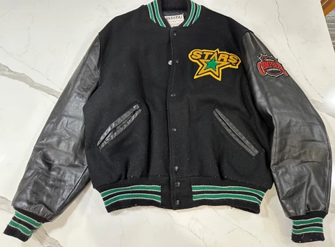 COLLECTIBLE MINNESOTA NORTH STARS LETTERMAN JACKET Cover
