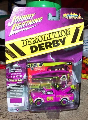 JOHNNY LIGHTNING WHITE LIGHTNING CHASE 1965 CHEVY TOWTRUCK DEMOLITION DERBY HTF! - Image 1 of 4