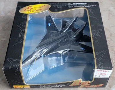Винтажный новый 1997 Maisto ВВС специальный выпуск F-14 Tomcat VX-4 темно-синий истребитель - Изображение 1 из 4