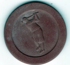 Antico chip da poker: golf in plastica goffrata rosso - Foto 1 di 2
