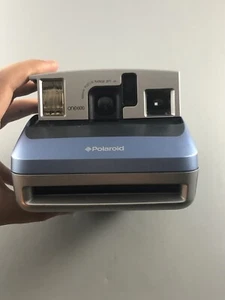 Vintage Polaroid One600 Instant Flash Film Camera Blue Silver CR13 - Picture 1 of 9