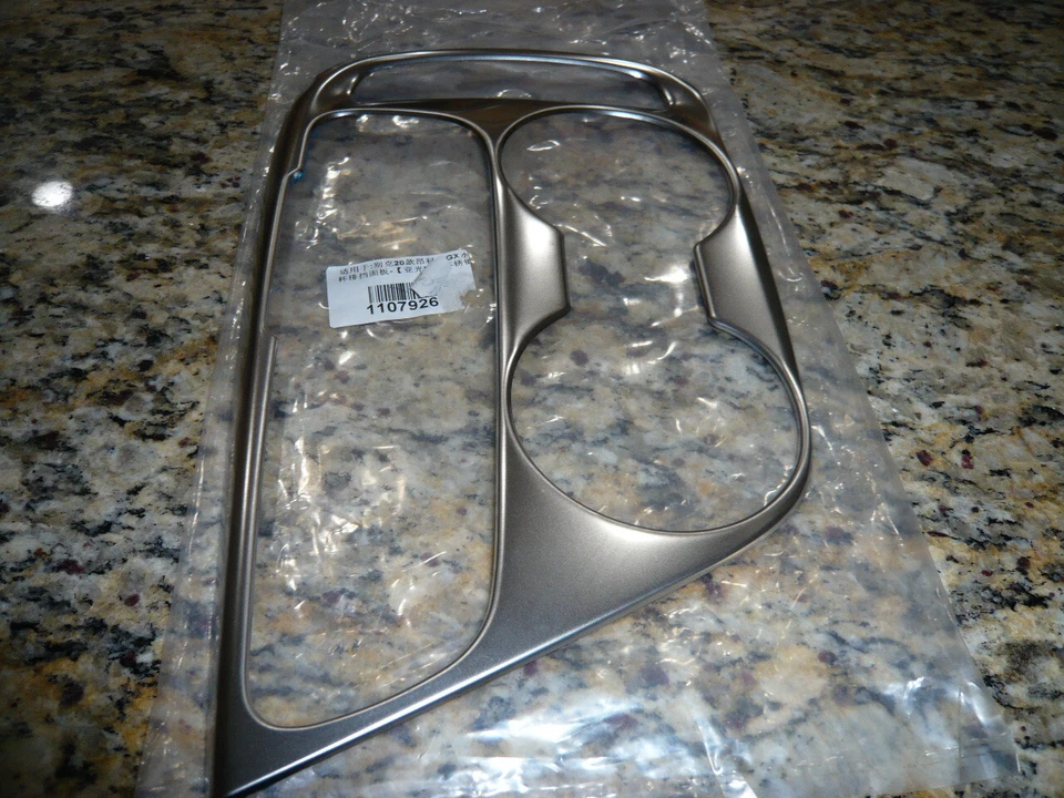 Moldura consola Buick Encore GS 2022-2025 Foto 1 de 1