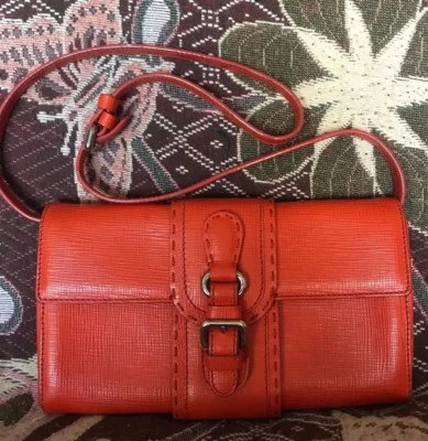 Giorgio Armani 钱包带钱包 — 第 1/4 张图片