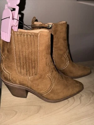 Bota de Vaquero para Mujer 7.5 Tobillo, Tela de Gamuza, Gamuza Vegana, Nueva con Etiquetas Sam & Libby Foto 1 de 4