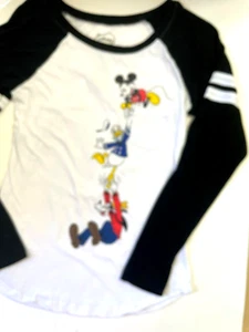 Disney T-Shirt Unisex M 7/9 Mickey Mouse and Friends Raglan Lg Sl VTG Free Ship - Picture 1 of 5