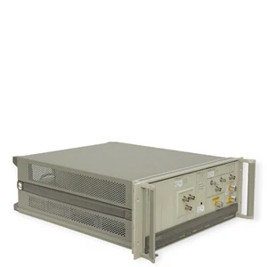 Hewlett Packard HP 70001A Mainframe with 70911A 70310A 70910A 70620B Modules - Picture 1 of 17