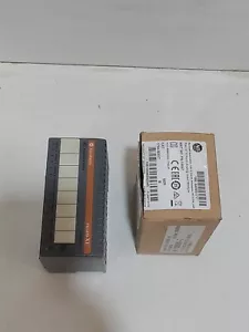Allen Bradley 1794-IE8XT B Flex Analog - Picture 1 of 6